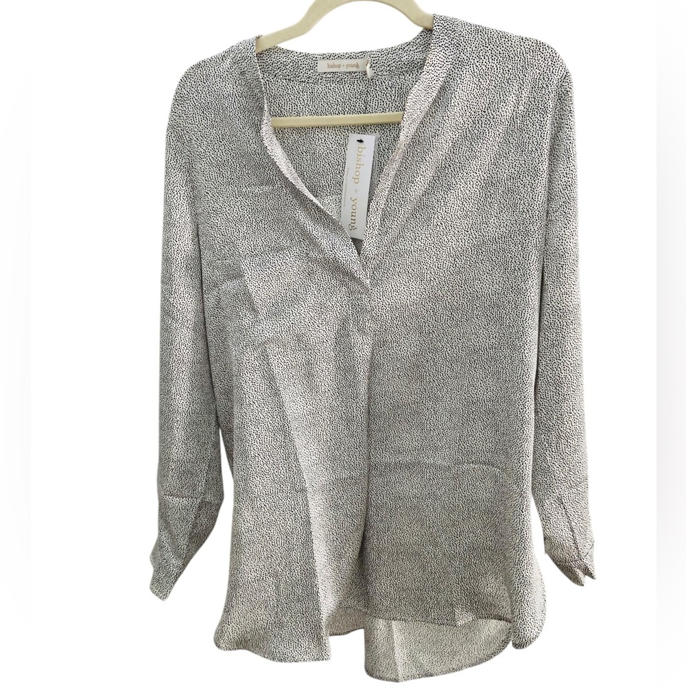NWT Bishop + Young V Neck Blouse